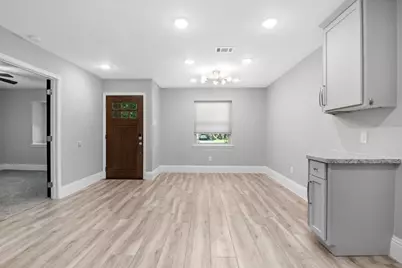 31 S Summer Star Court, The Woodlands, TX 77380 - Photo 7
