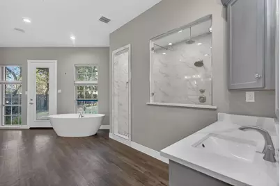 901 Longmire Road #54, Conroe, TX 77304 - Photo 31