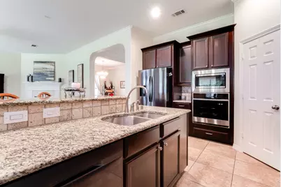 3006 Southern Mill Court, Pearland, TX 77584 - Photo 9