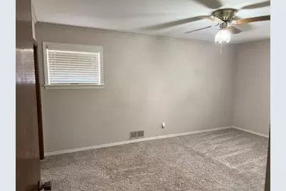 412 Sunset Drive, Hereford, TX 79045 - Photo 15