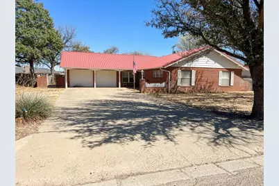 412 Sunset Drive, Hereford, TX 79045 - Photo 1