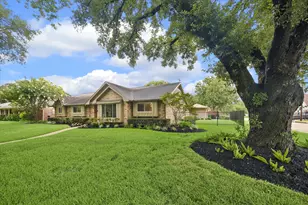 5442 Imogene St, Houston, TX 77096 - Photo 3