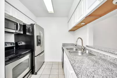 1701 Upland Drive #155, Houston, TX 77043 - Photo 3