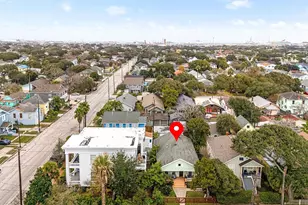 3420 Ave R Ave, Galveston, TX 77550 - Photo 33