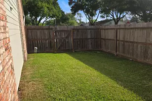 6934 Tara Dr, Richmond, TX 77469 - Photo 5