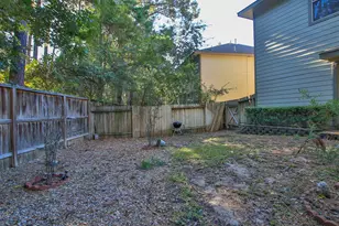 191 N Burberry Park Cir, The Woodlands, TX 77382 - Photo 29