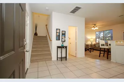 191 N Burberry Park Circle, The Woodlands, TX 77382 - Photo 5