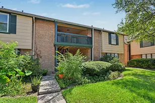 8211 Kingsbrook Rd, Houston, TX 77024 - Photo 19