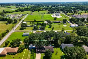 2411 Orange St, Waller, TX 77484 - Photo 3