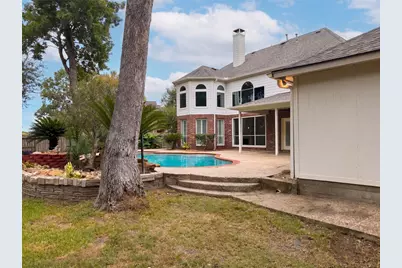3903 Kenn Court, Missouri City, TX 77459 - Photo 9