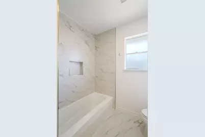 5707 Ash Oak Drive, Houston, TX 77091 - Photo 29