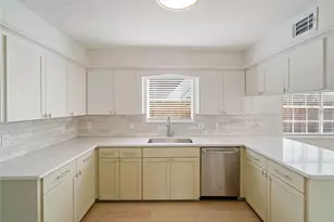 5707 Ash Oak Dr, Houston, TX 77091 - Photo 11