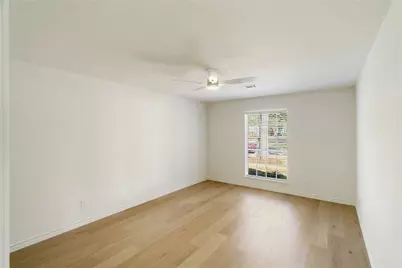 5707 Ash Oak Drive, Houston, TX 77091 - Photo 21