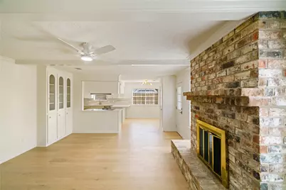 5707 Ash Oak Drive, Houston, TX 77091 - Photo 19