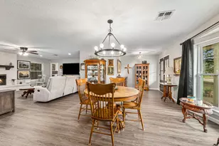 1906 12th St, Hempstead, TX 77445 - Photo 5