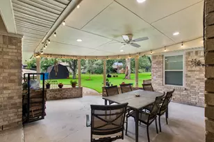 1906 12th St, Hempstead, TX 77445 - Photo 29