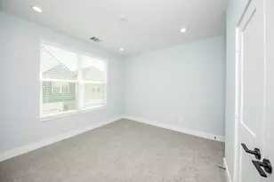 1860 W Tidwell Rd, Houston, TX 77091 - Photo 21