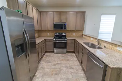 15206 Cedar Scurry Circle, Houston, TX 77090 - Photo 7