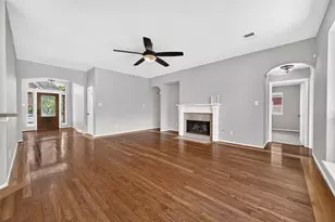 12823 Lady Jane Ct, Houston, TX 77044 - Photo 7