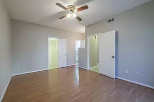8100 Cambridge St, Houston, TX 77054 - Photo 11