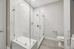 9757 Katy Freeway, Houston, TX 77024 - Photo 7