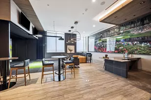 9757 Katy Freeway, Houston, TX 77024 - Photo 19