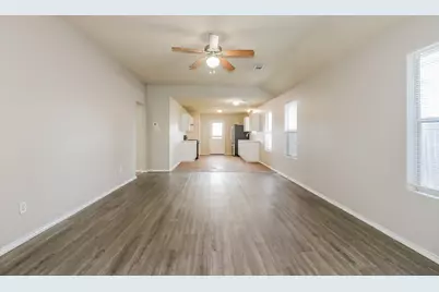 12531 Roxdale Ridge Drive, Houston, TX 77044 - Photo 5