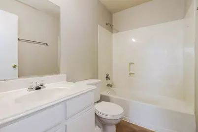 12531 Roxdale Ridge Drive, Houston, TX 77044 - Photo 11
