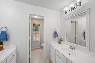 158 N Whistlers Bend Cir, The Woodlands, TX 77384 - Photo 25