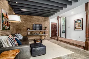 1942 Indiana St, Houston, TX 77019 - Photo 3