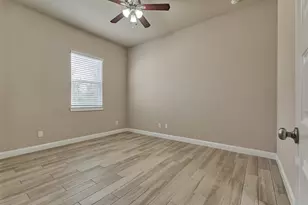 2101 Pale Star Ct, Conroe, TX 77384 - Photo 35