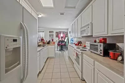13134 Peppergate Lane, Houston, TX 77044 - Photo 11