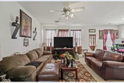 13134 Peppergate Lane, Houston, TX 77044 - Photo 7