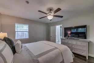 331 W 30th St, Houston, TX 77018 - Photo 11