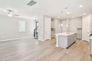 700 Sand Dollar Dr, Kemah, TX 77565 - Photo 3