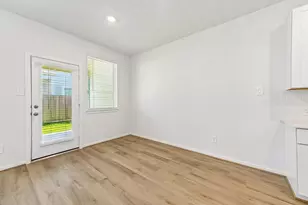 700 Sand Dollar Dr, Kemah, TX 77565 - Photo 9