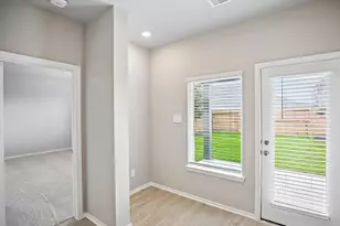 17307 Remington Mdws St, Waller, TX 77484 - Photo 11
