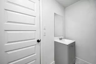 1206 37th St, Galveston, TX 77550 - Photo 31