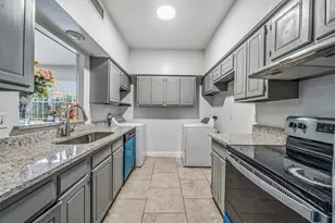 11127 Village Bend Ln, Houston, TX 77072 - Photo 11