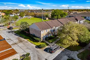 11127 Village Bend Ln, Houston, TX 77072 - Photo 27