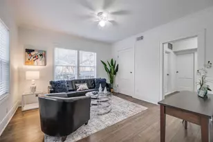 605 Bomar St, Houston, TX 77006 - Photo 7