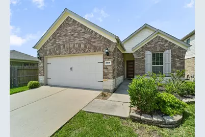 13515 Smith Lake Lane, Houston, TX 77044 - Photo 1