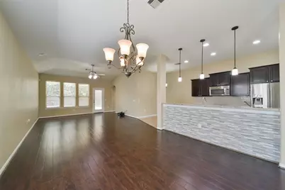 13515 Smith Lake Lane, Houston, TX 77044 - Photo 5