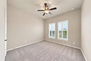 5734 Sutton Pine Ln, Houston, TX 77059 - Photo 33