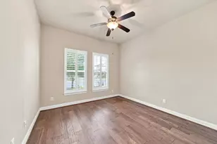 5734 Sutton Pine Ln, Houston, TX 77059 - Photo 11