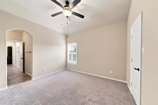 5734 Sutton Pine Ln, Houston, TX 77059 - Photo 37