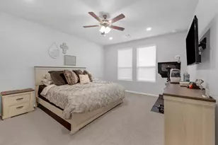 24715 Oakheath Arbor Ln, Houston, TX 77336 - Photo 9