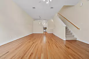 2710 Hullsmith Dr, Houston, TX 77063 - Photo 9