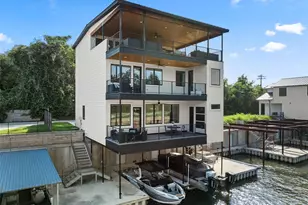 946 Euel Moore Dr, Kingsland, TX 78639 - Photo 1