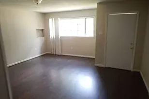 10109 Fairland Dr, Houston, TX 77051 - Photo 3